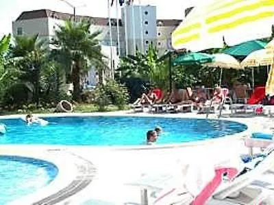 Rosarium Otel 3*